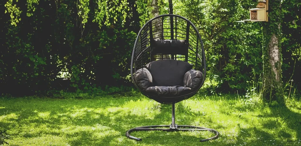 Hängesessel im Garten